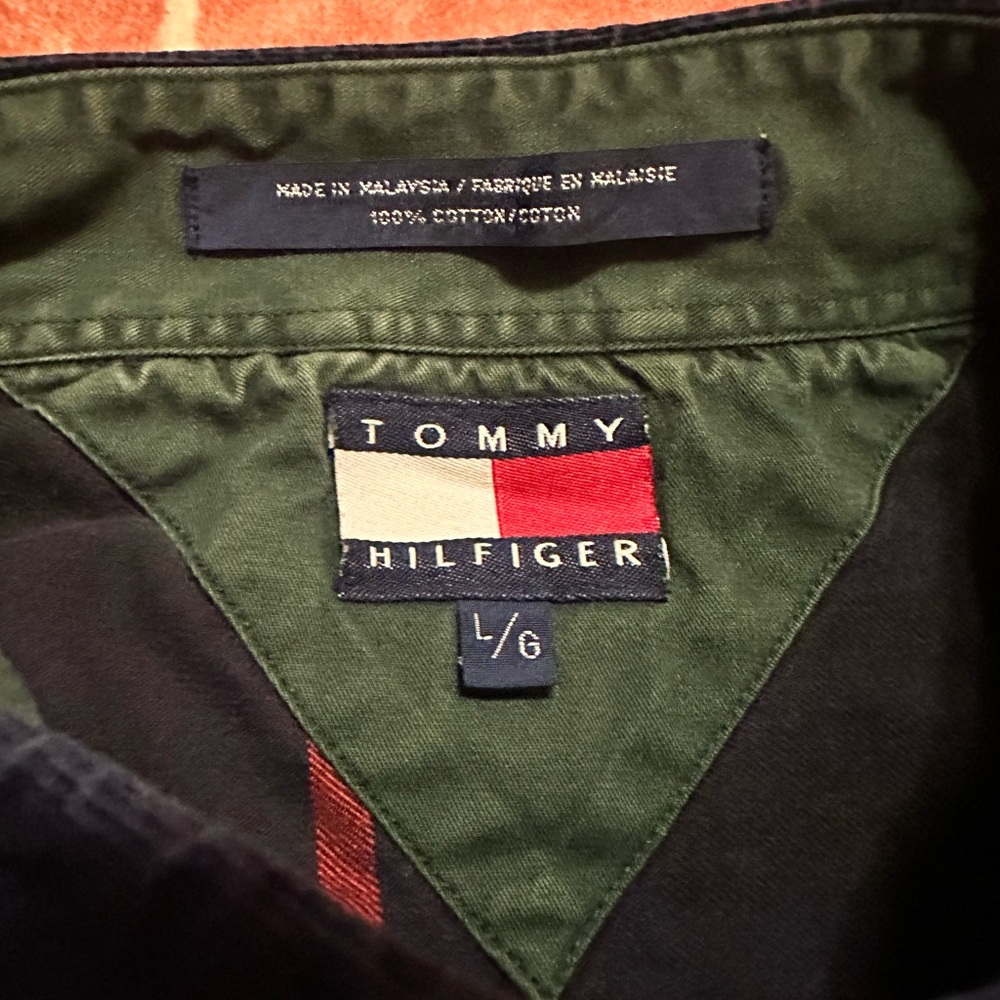 Tommy Hilfiger Navy & Green Plaid Button-Down Shirt with Red Accents - Picture 4 of 4